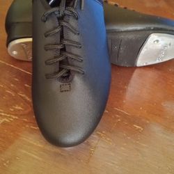 Child Size 1 Theatrical Tap Shoes