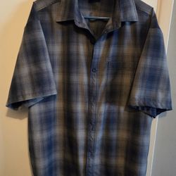 MEN'S CASUAL PLAID SHORT SLEEVES BUTTON DOWN SHIRT