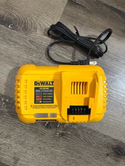 Dewalt 20v 8amp Fast Charger