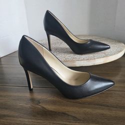 Nine West Ezra Pointy Toe Pumps Black Leather Stiletto Heels Wn's Size 8