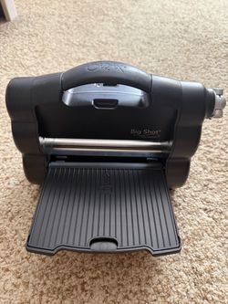 Sizzix die cutting machine - Tim Holtz black
