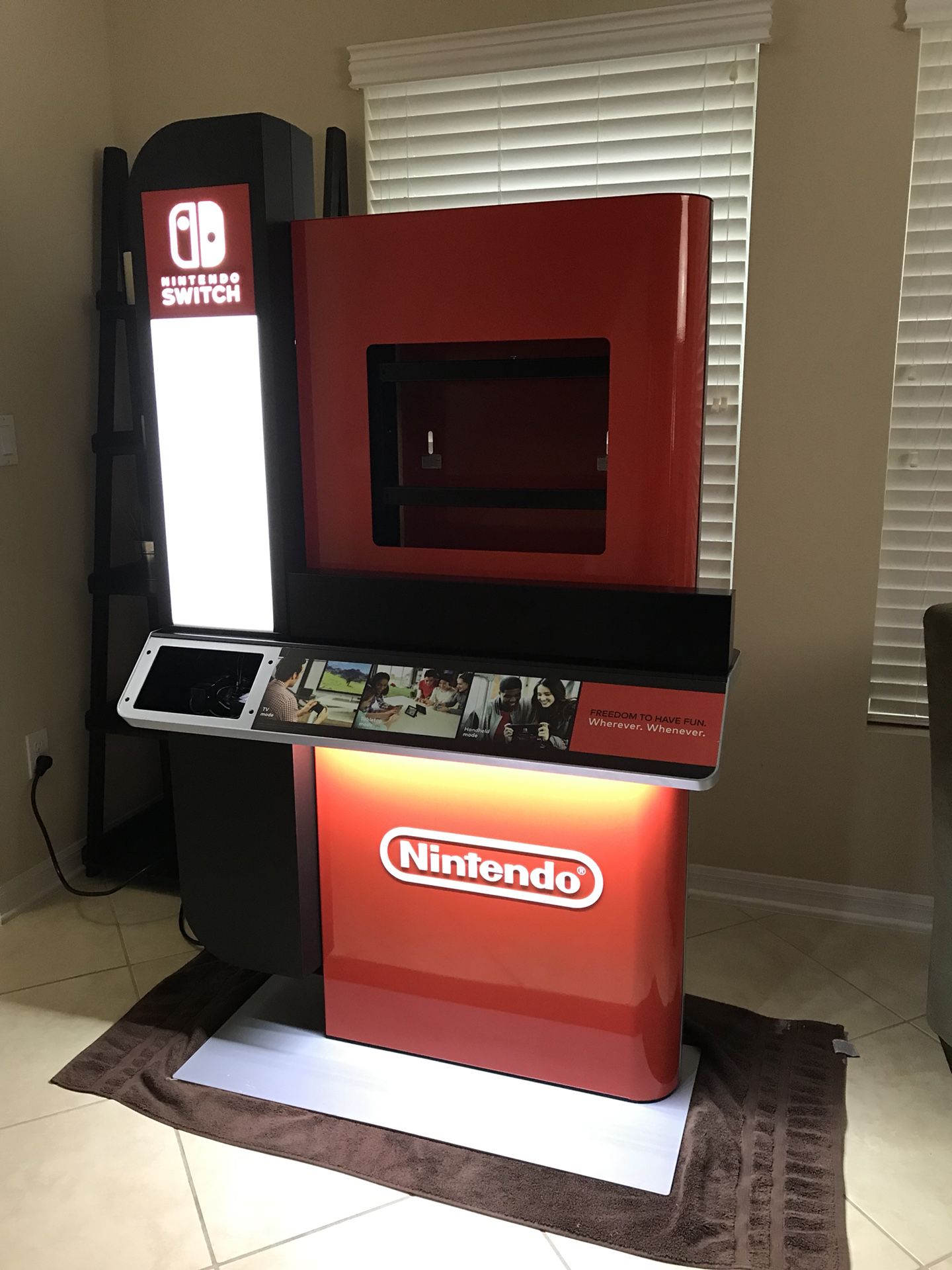 Nintendo Switch Kiosk - Store display!!