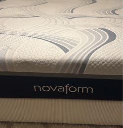 Novaform King Size Memory Foam Mattress