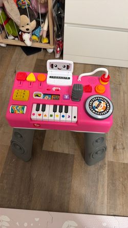 Dj standing toy
