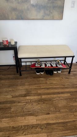 Entry Bench