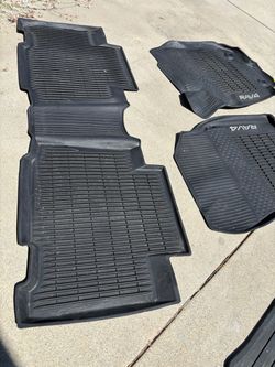 RAV4 All Weather Floor Mats - FULL Set - 1st Row, 2nd Row and Back