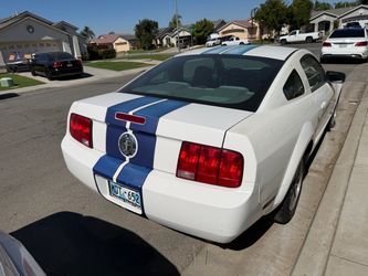 2005 Ford Mustang
