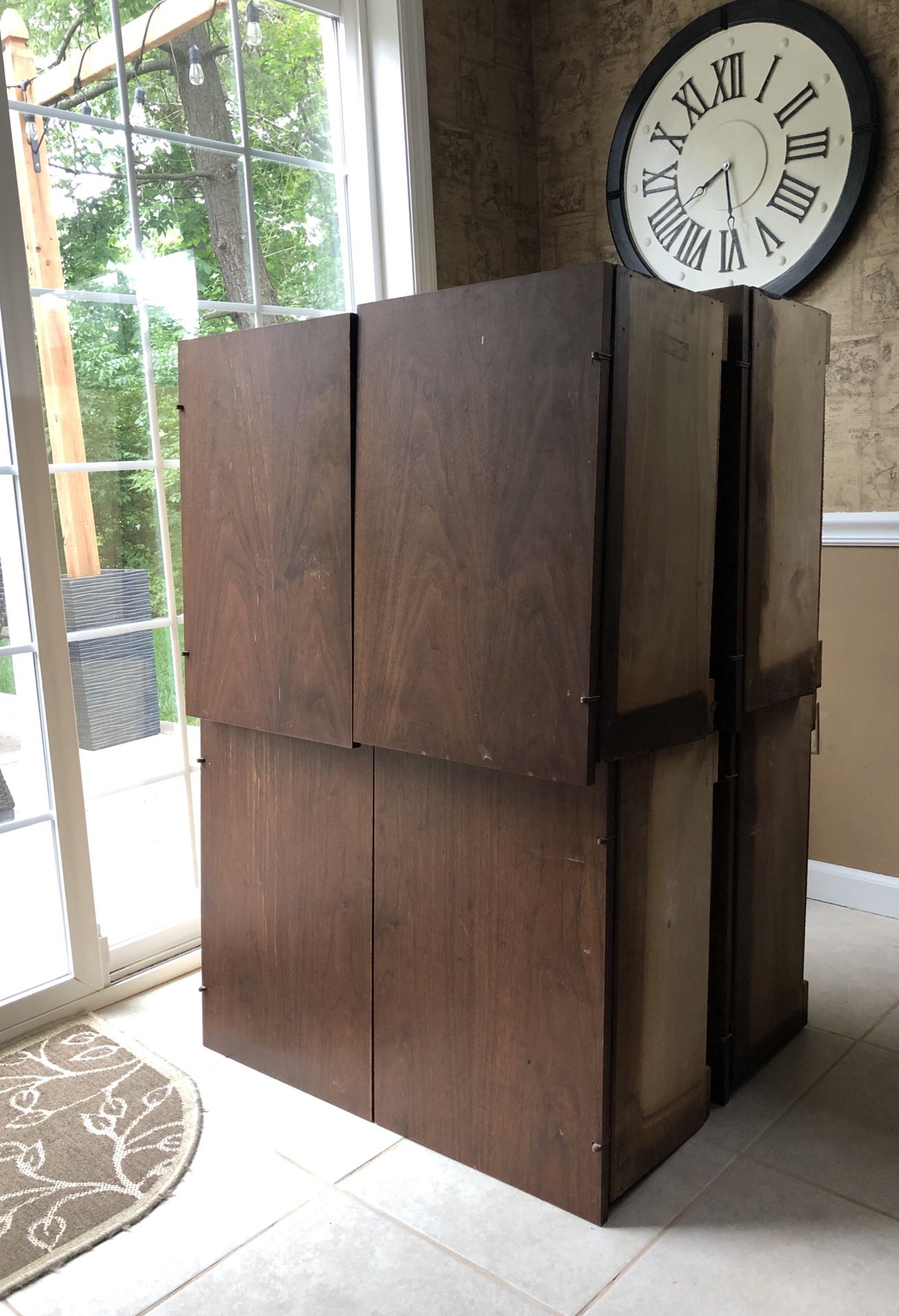 Wood Cabinets (4 sets, 32”)