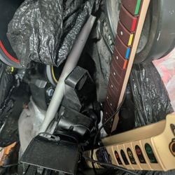 Rock Band And Guitar Hero Equipment 