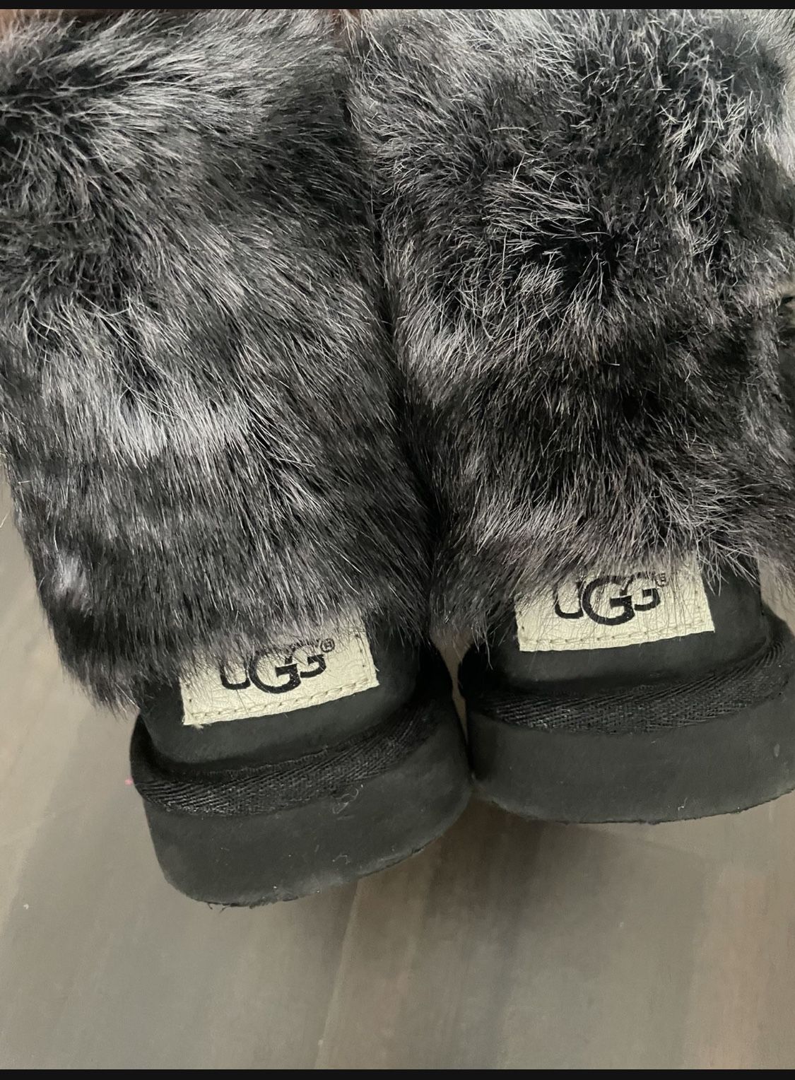 Ugg Girls Size 1
