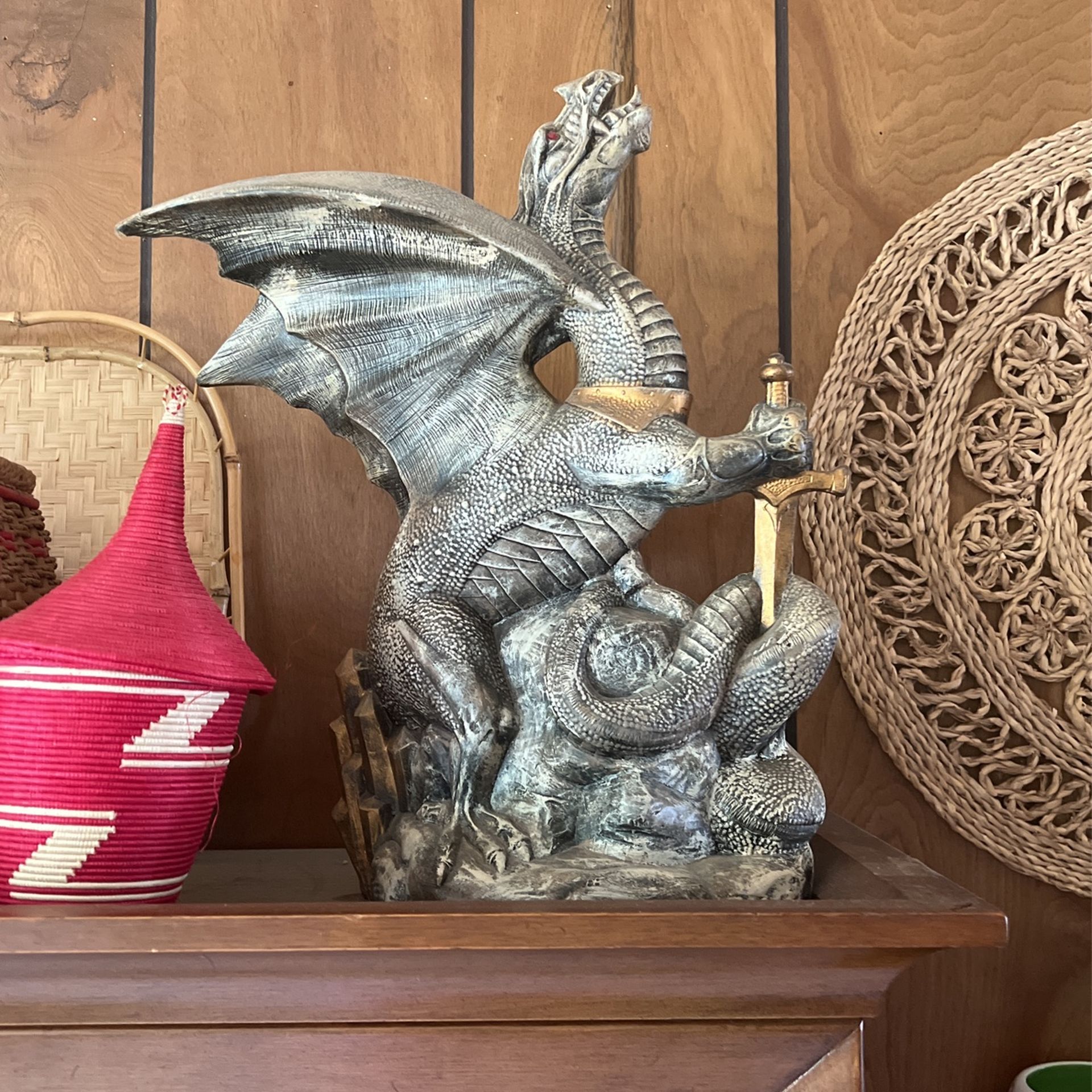 dragon statue
