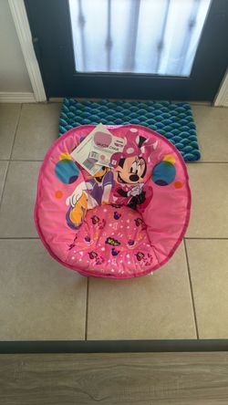 Toddler Minnie Mouse Saucer Chair