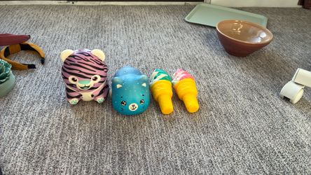 4 Squishy Toys