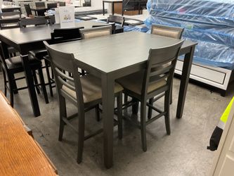 BRAND NEW Gray Counter Height Dining Table Set with 4 Chairs