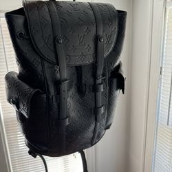 LOUIS VUITTON Christopher MM Black Taurillon 