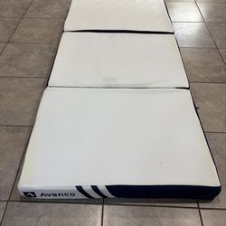 TwinXL foldable memory foam mattress