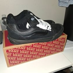 Knu Skoo Vans Differnt Laces Box Included 