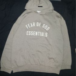 Essential Hoodie 