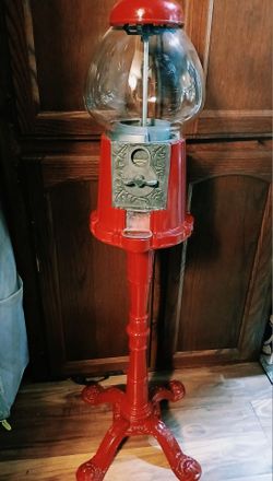 Retro Carousel gumball machine with stand/base
