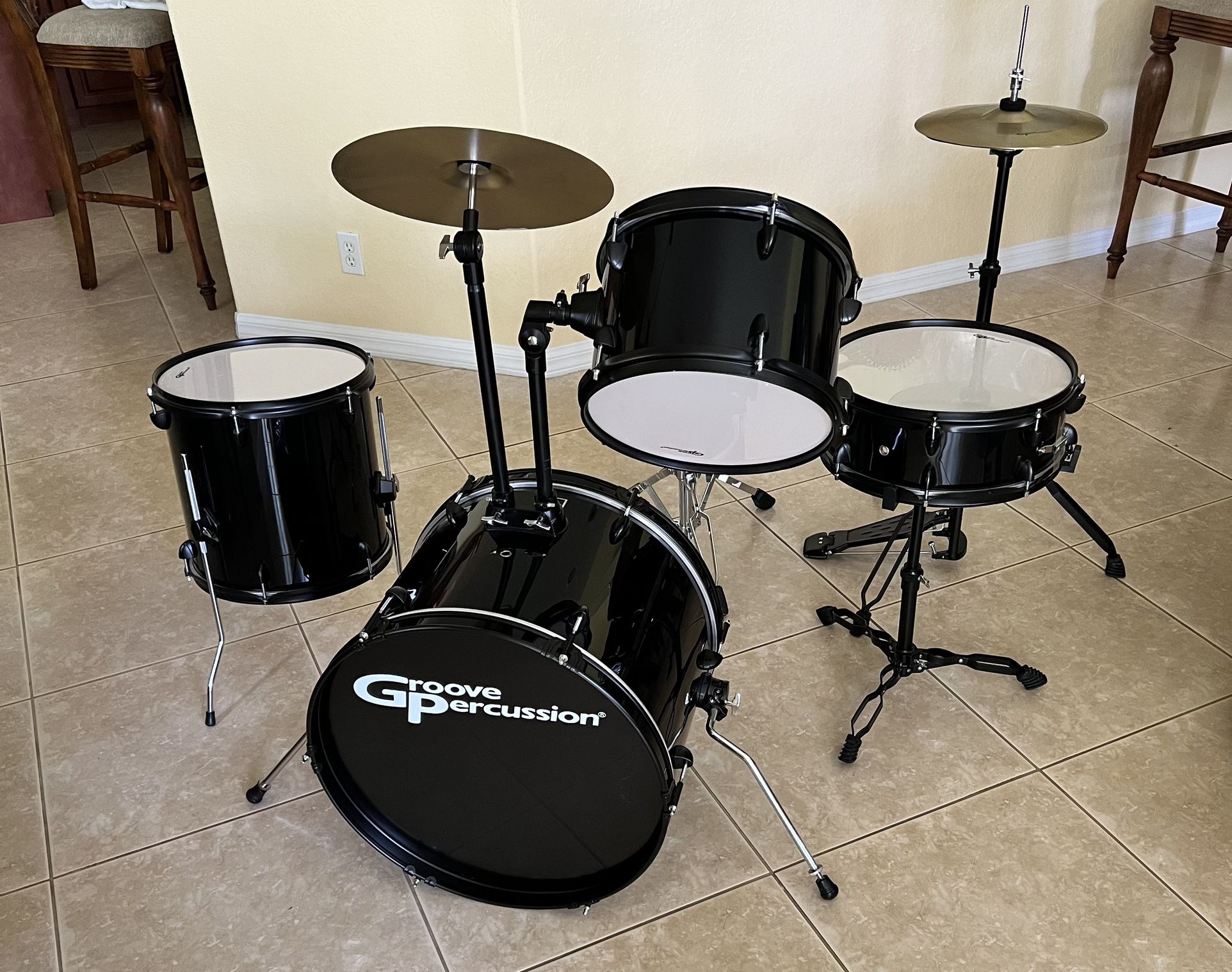 Almost New Set Of Drums Groove Percussion
