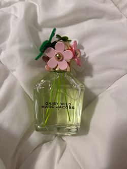 Marc Jacobs Daisy Wild Perfume
