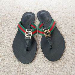 GUCCI Stripe GG Logo Thong Sandals

