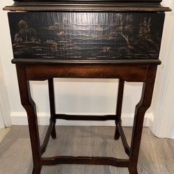 Ethan Allen Chinoiserie Box On Stand