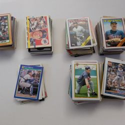 650 Baseball Cards Lot