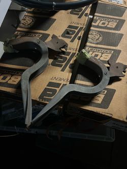 1961 impala convertible trunk hinges