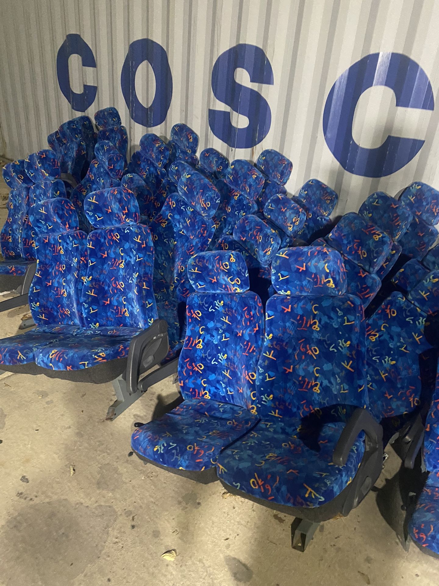 2017 Bus Seats 35 Pass 