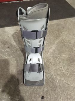 Air Cast / Air Select