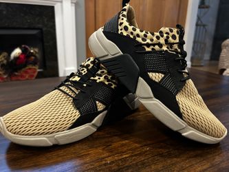 Women’s Shoes
