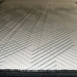 Beautyrest Pressuresmart Hybrid - King 