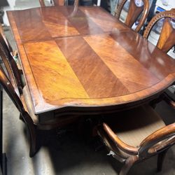 Wooden Dining Room Table With Chairs 