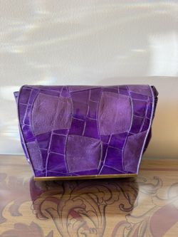 DRAMATIC PRICE DROP: VINTAGE (80s) NEVER USED TOP QUALITY  Textured And Embossed Leather/Leather Lined SHARIF DESIGNS LTD BAG