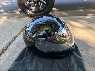 Motorcycle helmet