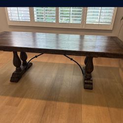 PotteryBarn Gorgeous Alfresco Brown Extendable Dining Room 100"L x 40"W × 31"H with the leaf 22" 78"L x 40"W × 31"H without the leaf