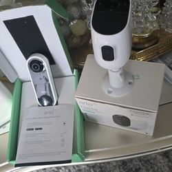 Camera and doorbell, complete set, never used
