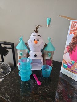 Disney Frozen II Ice Shaver