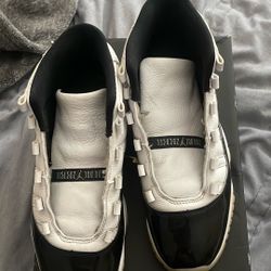 AIR JORDAN 11 Retro 
