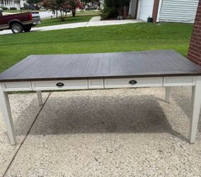 6-Person Dining Table with 4 Drawers