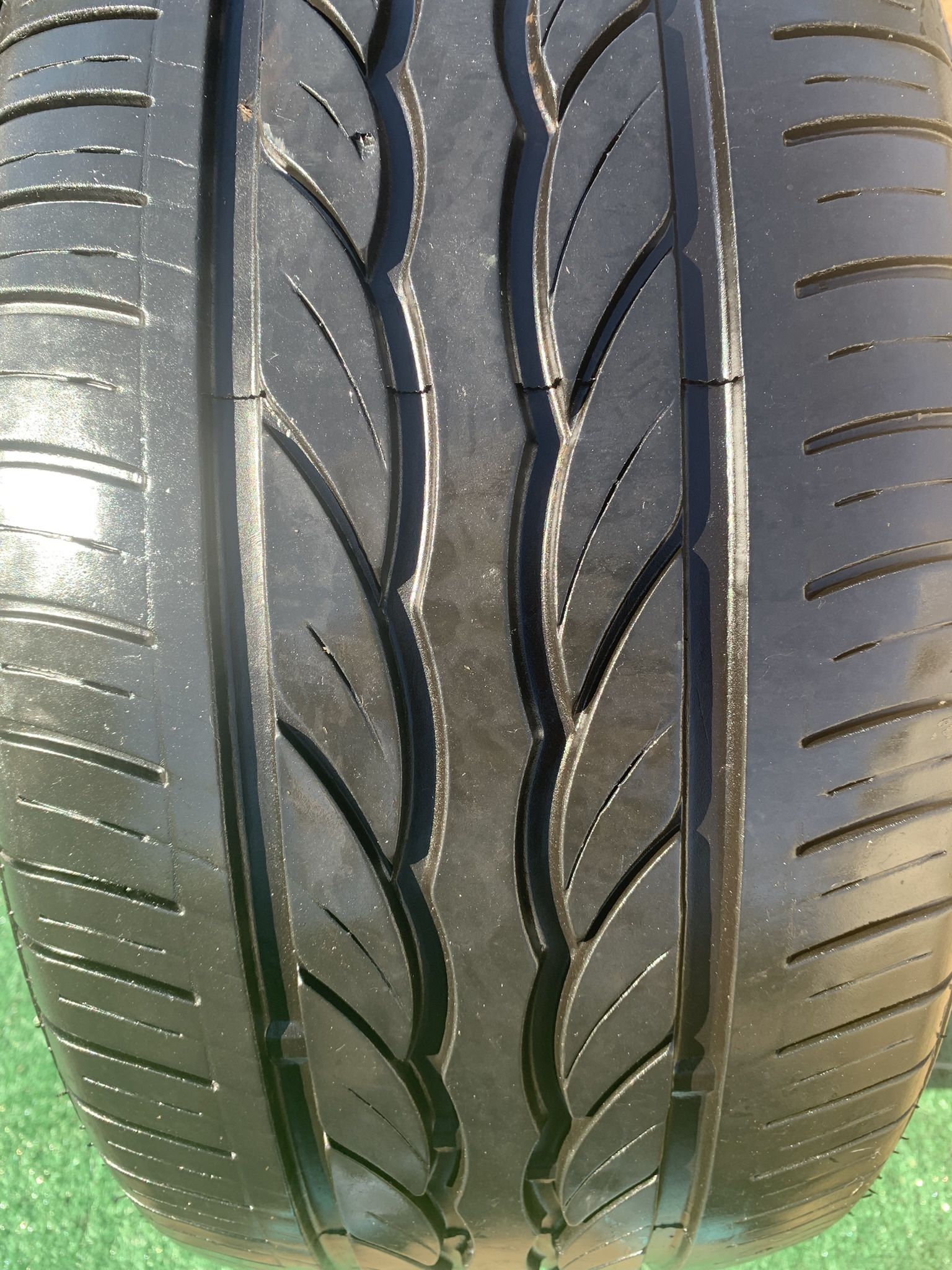 Ling Long Cross wind 225/40R18