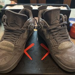 Kaws Air Jordan 4 Size 11 