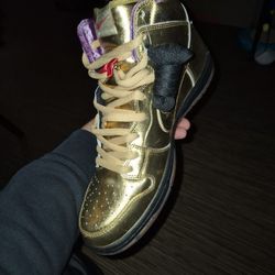 New Humidity x Nike SB Dunk High 'Trumpet'