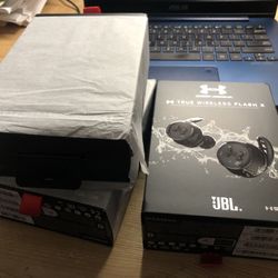 JBL Under Armour True Wireless  Flach X ear bud