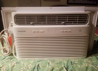 FRIGIDAIRE Air Conditioner 8000 BTU