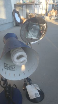 Set 2 desk lamps