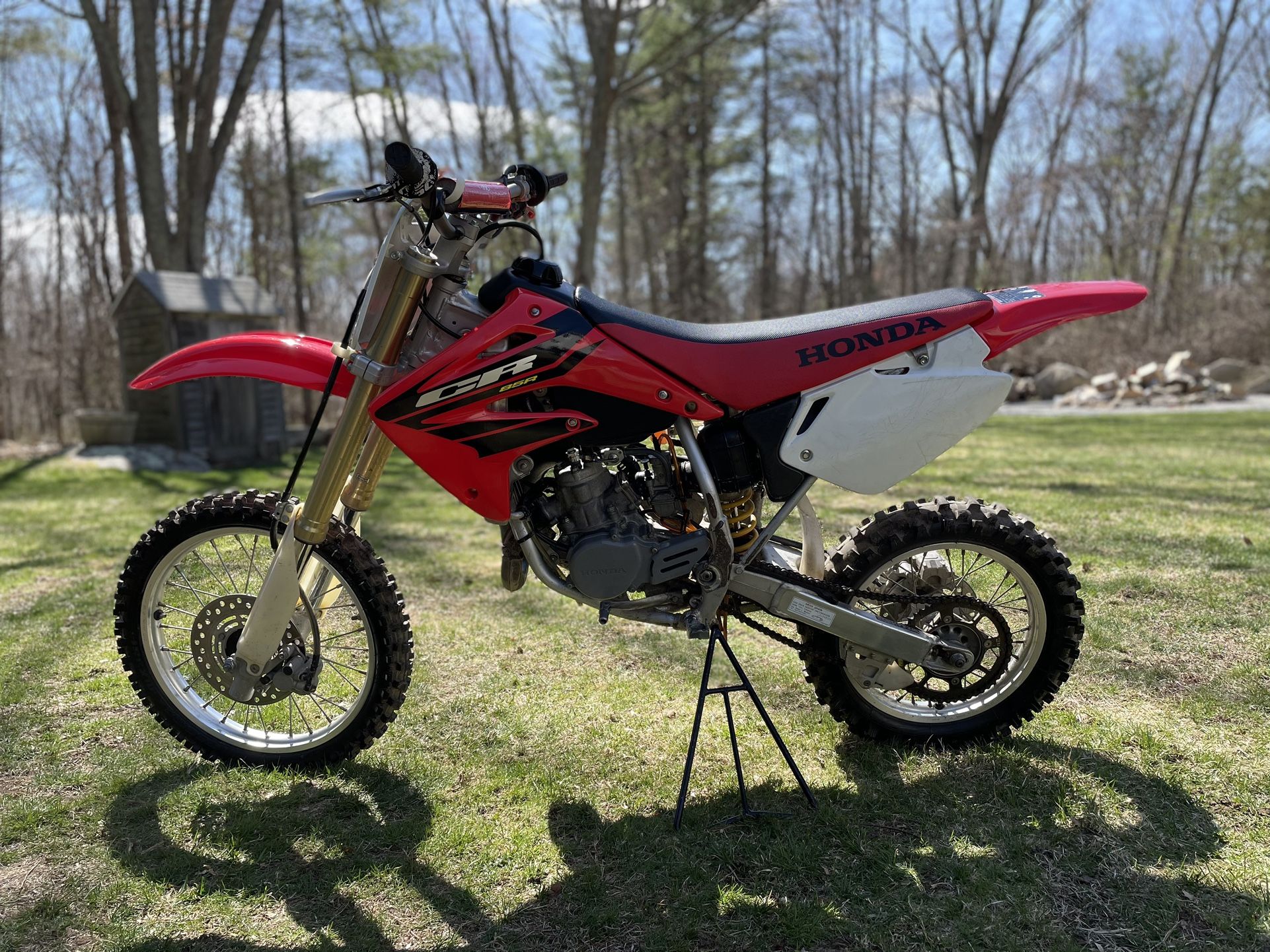 Cr 85 2004