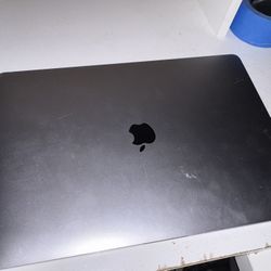 Macbook 2018 15.5inch