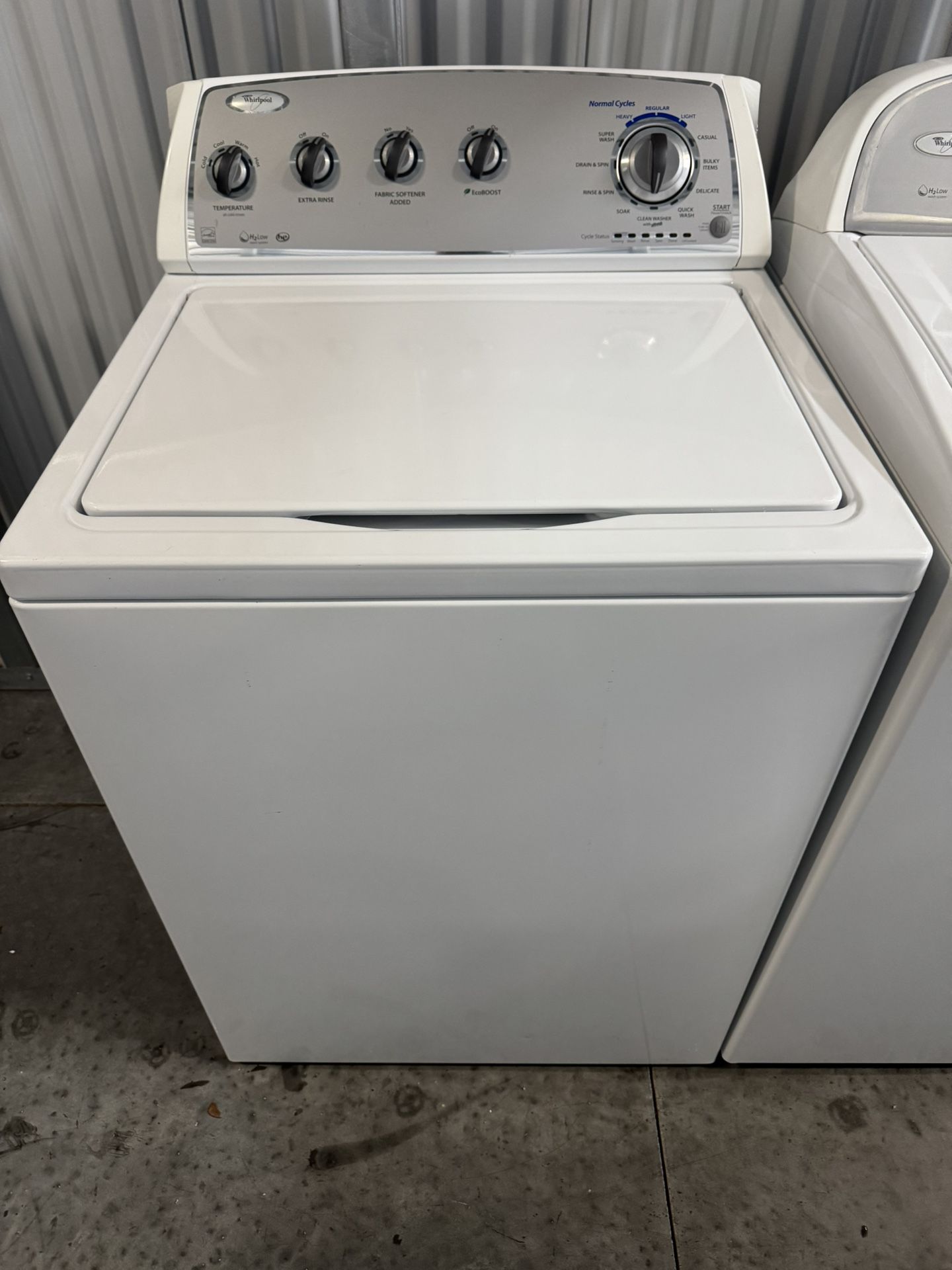 Whirlpool washer 3.8 capacity
